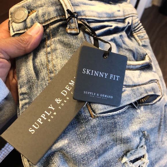 😊 Men’s Acid washed frayed look denim jeans, size 32 waist new with tags😊NWT - Picture 4 of 6